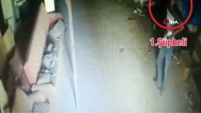  Kameraları görünce yüzleri kapattılar ama yine de yakalandılar