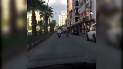 pitbull -  Manisa’da pes dedirten görüntü...Köpeği motosikletle koşturdular Videosu