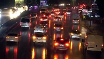 sansi -  Yağmura aldırış etmeden Azerbaycan’a destek verdiler Videosu