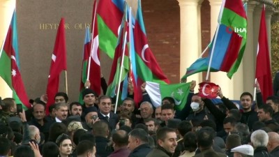 arac konvoyu -  - Azerbaycan halkı zaferi coşkuyla kutluyor Videosu