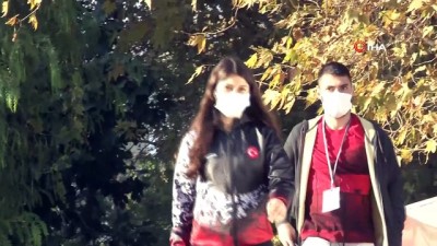 depremzede - Deprem evini yıktı, azmini yıkamadı Videosu