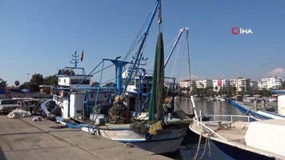 girgir -  Adana'daki tekne kazasında kaybolan balıkçının babası oğlundan gelecek haberi bekliyor Videosu