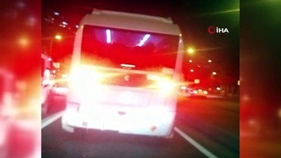 minibuscu -  Minibüsçülerin yolcu alma yarışı kamerada Videosu
