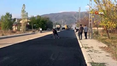 sicak asfalt -   Erzincan'da kış öncesi asfalt çalışması:3 bin 600 ton sıcak asfalt kullanıldı Videosu