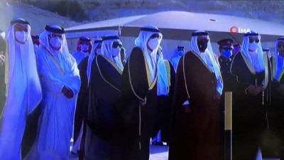 amed -  - Bahreyn Başbakanı el-Halife toprağa verildi Videosu