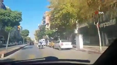can guvenligi -  Nakliye kamyonetine çevirdiği elektrikli bisikletle trafiği tehlikeye soktu Videosu