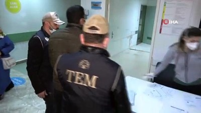 polis araci -  Samsun'da DEAŞ operasyonu: Yabancı uyruklu 8 kişi gözaltına alındı Videosu