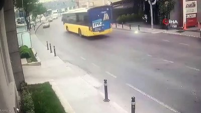 motosiklet kazasi -  Sarıyer’de motosiklet kazası kamerada Videosu