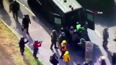 referandum -  - Şili’de tutuklu göstericiler için yapılan protestoya polis müdahalesi Videosu