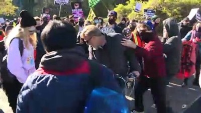polis siddeti - Protestocular polis şiddetine karşı yürüdü - NEW YORK Videosu