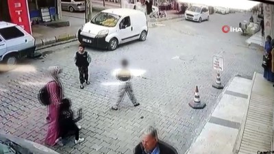kamera -  Şanlıurfa'da dehşete düşüren görüntü... Çocuğa şiddet kamerada Videosu