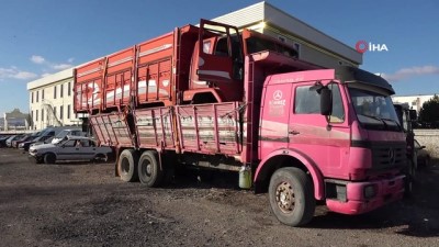 kamyon soforu -  Şaşırtan görüntü, plastik bidonu yakıt deposu yaptılar Videosu