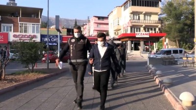 mahrem - KAHRAMANMARAŞ - Kahramanmaraş merkezli 4 ilde FETÖ operasyonu: 8 gözaltı Videosu