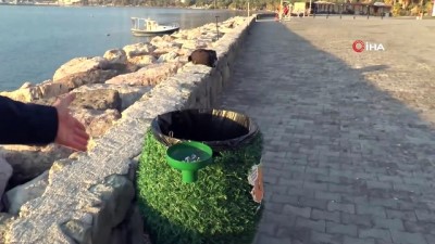 temizlik gorevlisi -  Bodrum Belediye Başkanı çılgına döndü; çöpleri toplatmadı Videosu