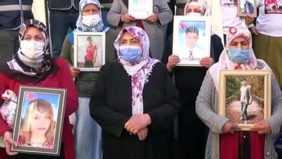 teror yandaslari -  HDP önündeki ailelerin çığlığı büyüyor, eyleme katımlar devam ediyor Videosu