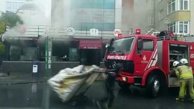 İSTANBUL - Ataşehir'de iş yeri yangını