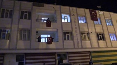 sehadet - ŞANLIURFA - Pençe harekatı bölgesinde şehit olan uzman çavuşun ailesine acı haber verildi Videosu