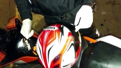 İSTANBUL - Şişli'de motosiklet kaskının içerisine gizlenmiş uyuşturucu madde bulundu