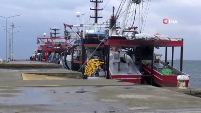  Balıkçılara fırtına engeli