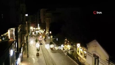 polis ekipleri -   İstiklal Caddesi boş kaldı Videosu