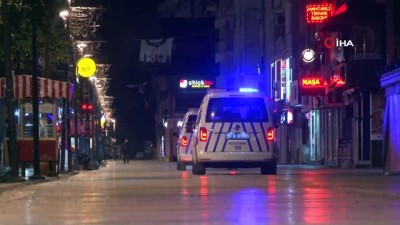 polis ekipleri -  Kısıtlamanın ikinci gününde İzmir'de sokaklar boş kaldı Videosu