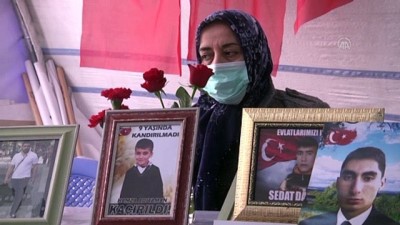 Diyarbakır annelerinden çocuklarına 'Teslim ol 'çağrısı