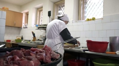 isaf - NOVI PAZAR - Çeyizini düzebilmek için işe girdiği restoran 66 yıldır yuvası oldu Videosu