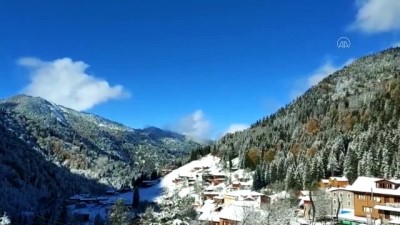RİZE - Yüksek kesimlerde kar yağışı etkili oluyor