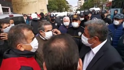 izinsiz gosteri - KOCAELİ - İzinsiz yürüyüş yapmak isteyen gruba polis müdahale etti Videosu