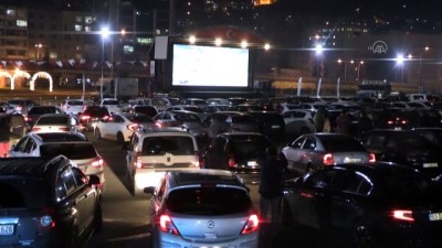RİZE - Rizeliler arabada '7. Koğuştaki Mucize' filmini izledi