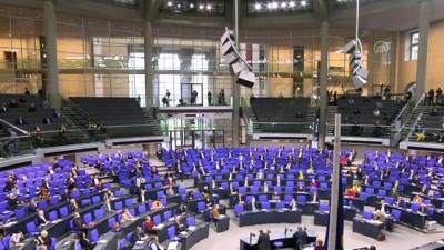 saglik sistemi - BERLİN - Almanya Başbakanı Merkel, Kovid-19 kısıtlamalarını savundu Videosu