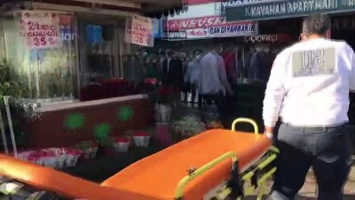 saglik gorevlisi - ADANA - Kavgada bıçaklanan 2 kardeş ağır yaralandı Videosu