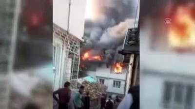 HATAY - Yangında iki katlı ev kullanılamaz hale geldi