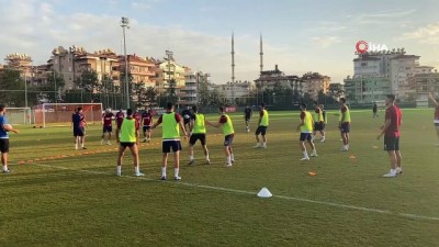 rektor - Alanyaspor, Trabzonspor maçı hazırlıklarına devam etti Videosu
