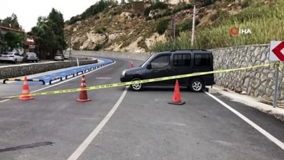  Hatay'da Samandağ-Arsuz yolu trafiğe kapatıldı