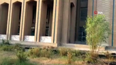 saglik ekibi -  - Irak'ta Genel Vergi Dairesi binasında yangın Videosu