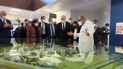 ANKARA - Ukrayna Başbakanı Şmıgal, Ankara Şehir Hastanesini ziyaret etti