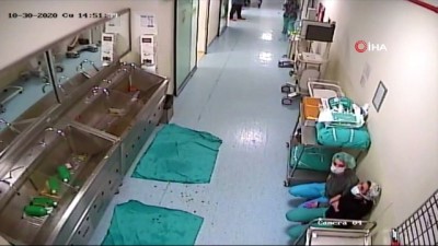 ameliyathane -  Depreme ameliyatta yakalandılar... O anlar kamerada Videosu