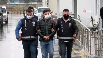 eglence mekani -  Kıyafetini beğenmeyince vurmuş Videosu