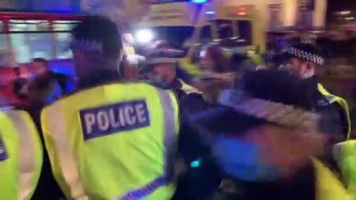 ingiltere - Koronavirüs protestosunda gözaltı (1) - LONDRA Videosu