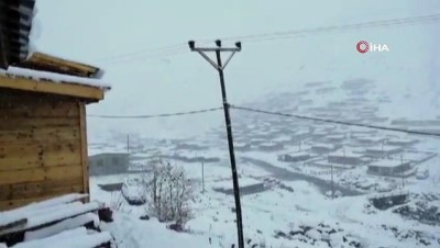 avro -  Kar Rize'nin yaylalarını beyaza bürüdü Videosu