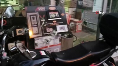  Dükkanı kurşun yağmuruna tuttular