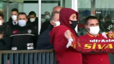 tezahur - Galatasaray, Sivas’a geldi Videosu