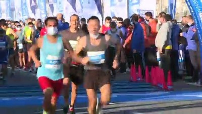 sahil yolu - 42. İstanbul Maratonu başladı - İSTANBUL Videosu