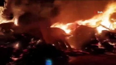gecmis olsun -  3 ambar, bir ahırın yandığı köyde yangın evlere sıçramadan söndürüldü Videosu