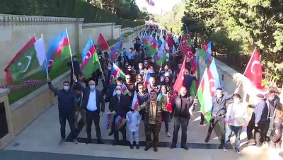 bagimsizlik - Azerbaycan'da Bayrak Günü kutlanıyor - BAKÜ Videosu