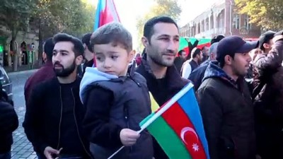 ulusa seslenis - Azerbaycan'da Bayrak Günü ve Şuşa'nın işgalden kurtarılması coşkuyla kutlandı - GENCE Videosu