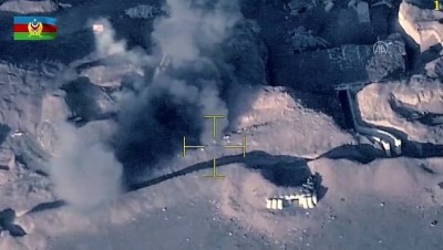 kamikaze - Azerbaycan ordusu, Ermenistan ordusunun araç ve mevzilerini kamikaze İHA'larla vurdu Videosu