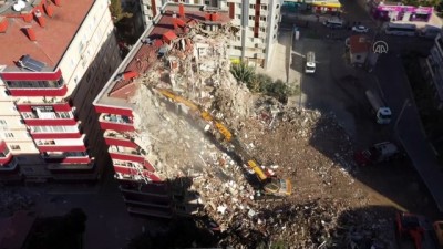 hasarli bina - İzmir'deki hasar tespit çalışmalarında sona gelindi (1) Videosu