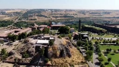 heat - Turkey: 1,700-year-old Roman tombs unearthed Videosu